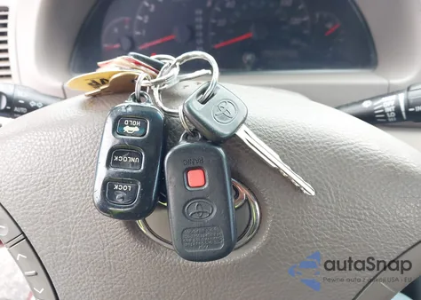 2005 Toyota Camry Le from USA, damaged, VIN 4T1BE32K15U103837